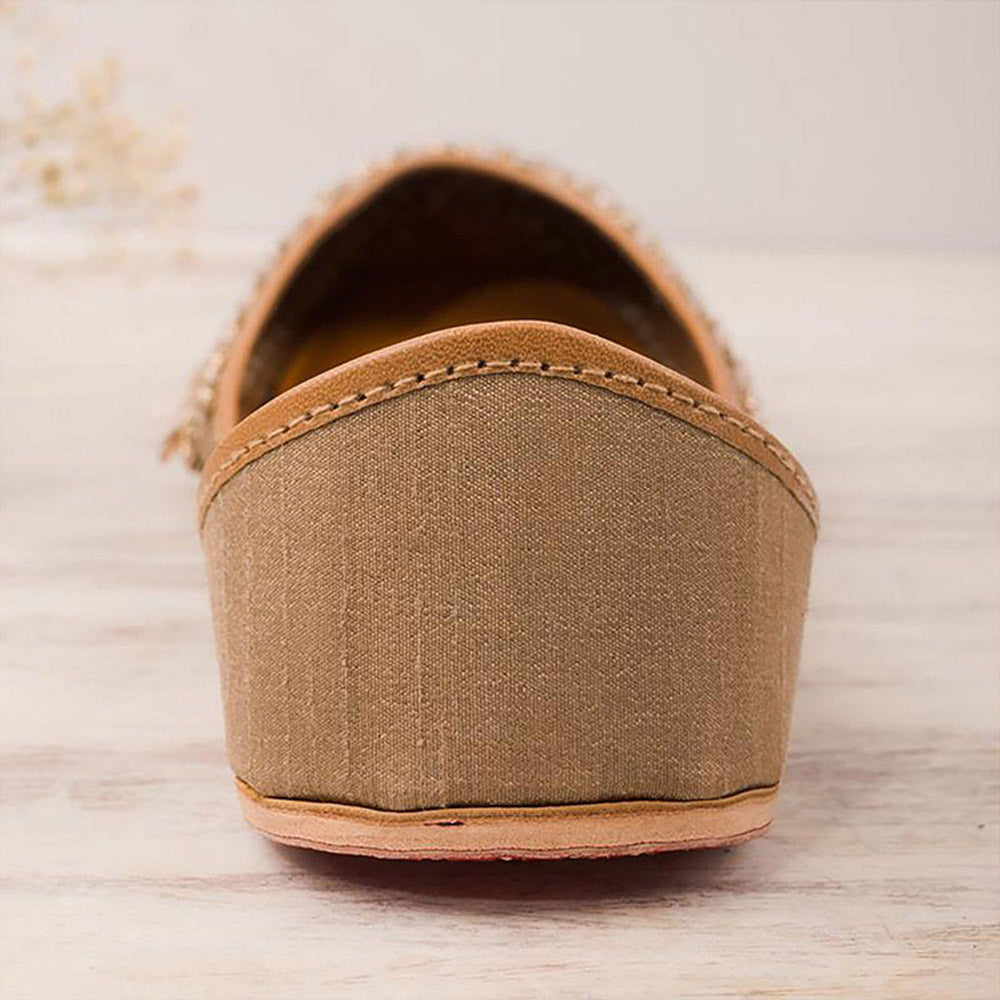House of Vian Mirza Beige Embroidered Juttis