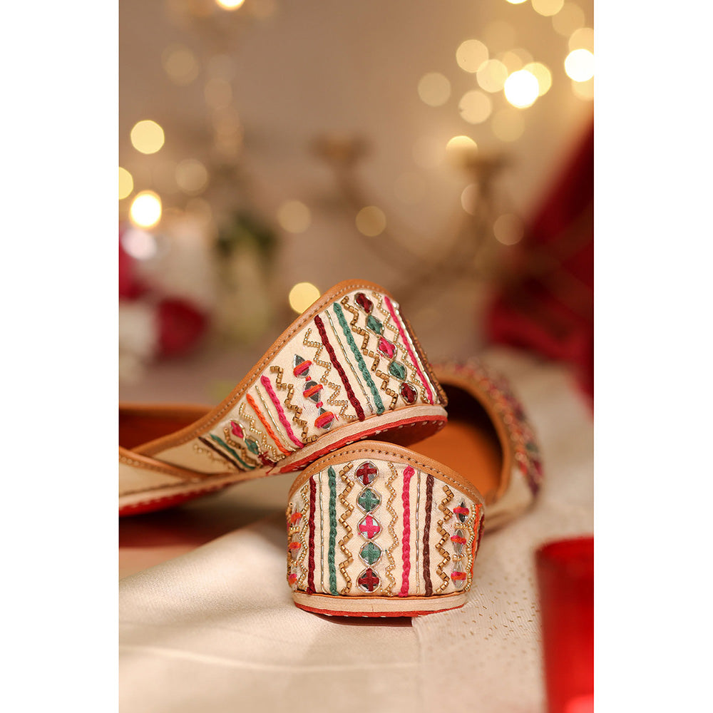 House of Vian Suhani Multi-Color Embroidered Juttis