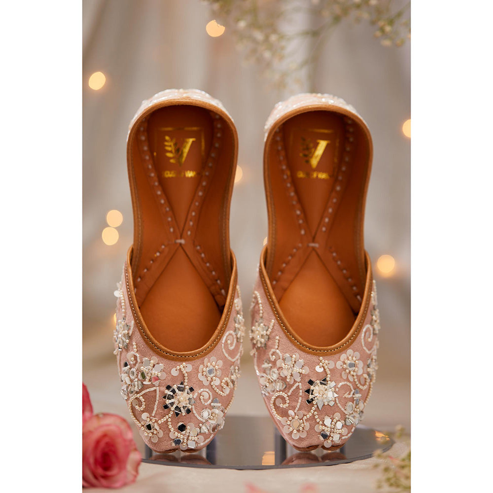 House of Vian Mumtaz Peach Juttis