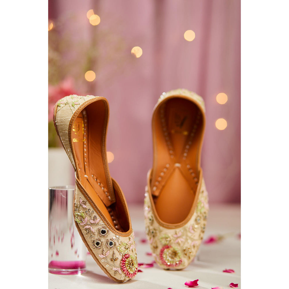 House of Vian Gulmohar Multi-Color Juttis
