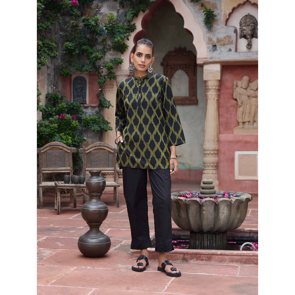 HOC Crafts Ikkat Woven Short Kurta