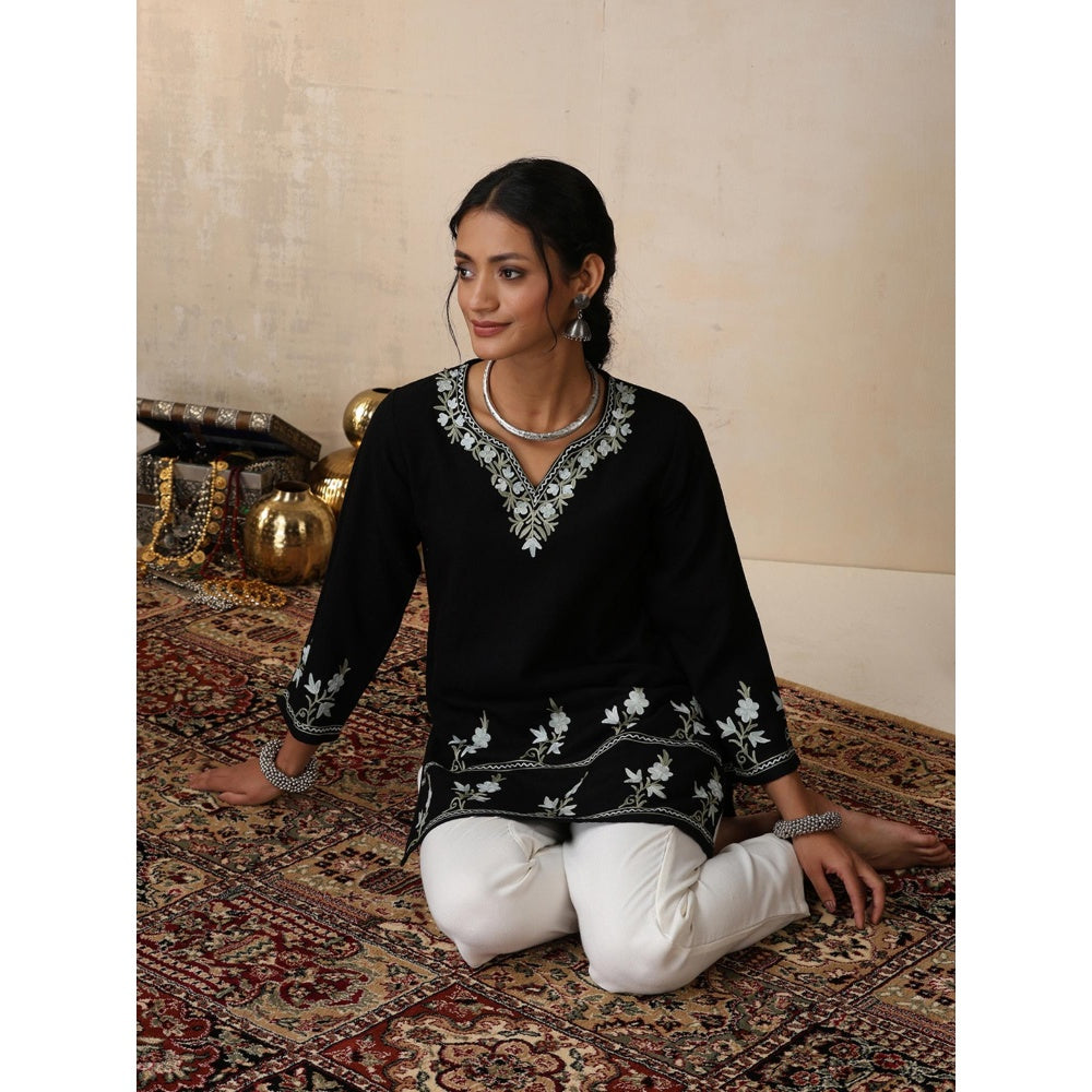 House of Chikankari Threadwork Embroidered Woollen Solid Short Tunic Black