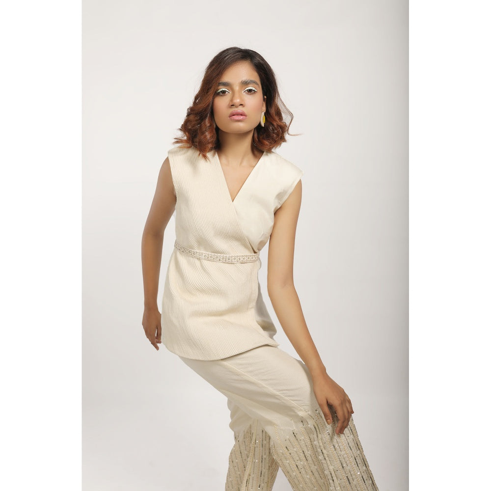 House of Kosh White Embroidered-Sequined Co-Ord (Set of 3)