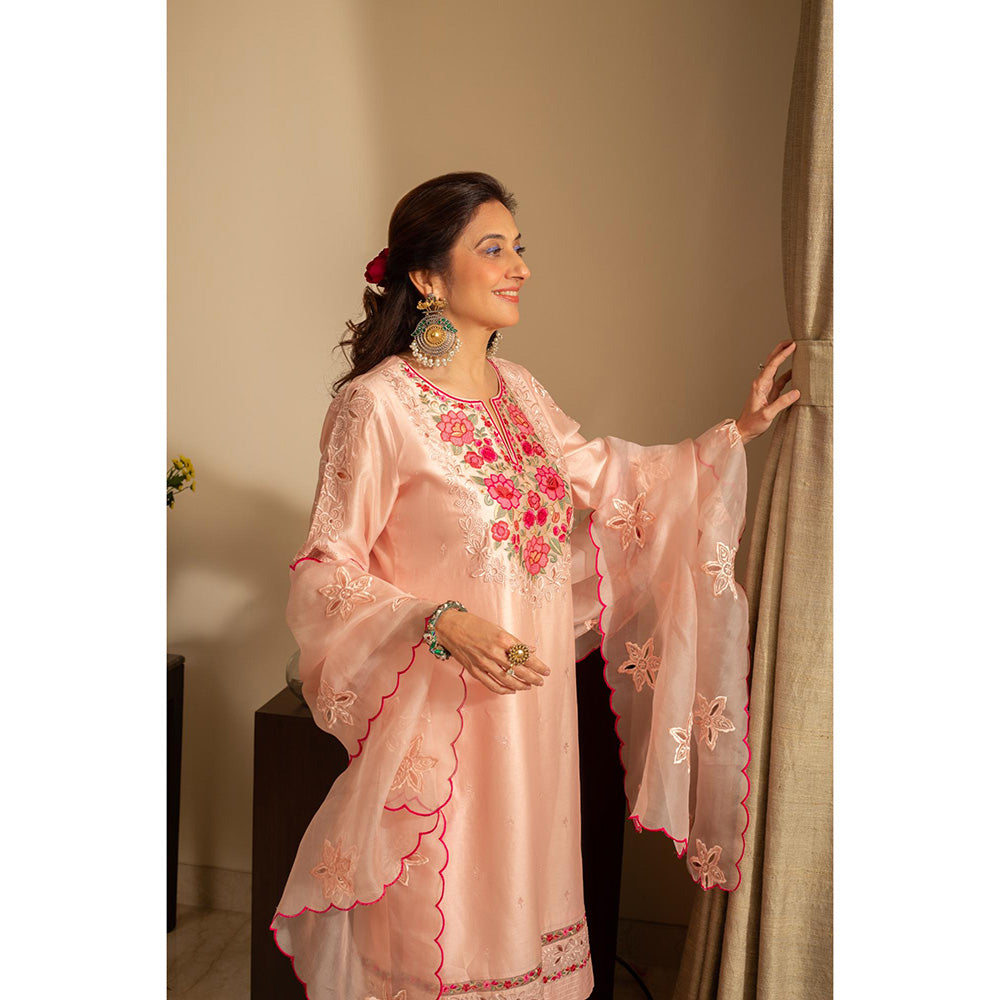 House of Inari Golchin Pastel Peach Embroidered Kurta with Pant and Dupatta