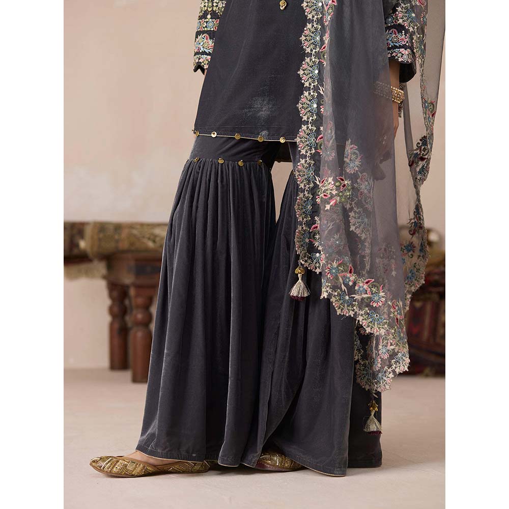 Inej Grey Embroidery Dupatta