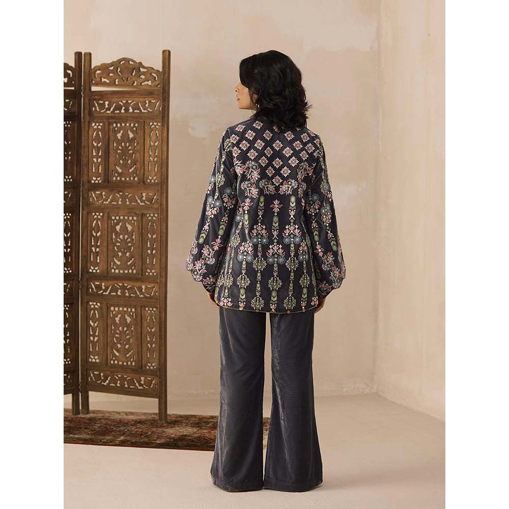 Inej Grey Inej Kurti with Pant Co-Ord (Set of 2)