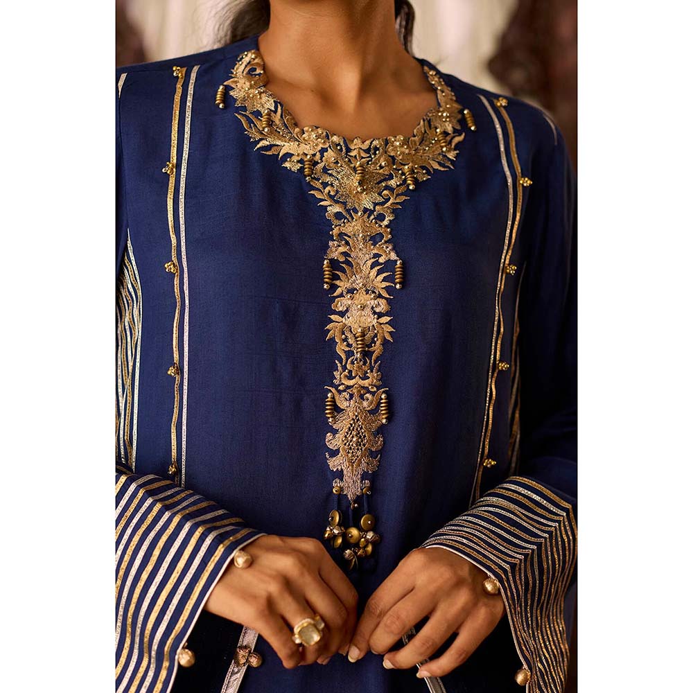 Inej Leher Navy Blue Kashmiri Kurta with Pant (Set of 2)