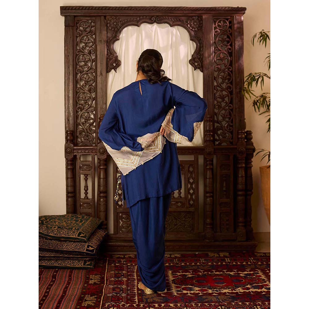 Inej Leher Navy Blue Drape Skirt with Kurti (Set of 2)