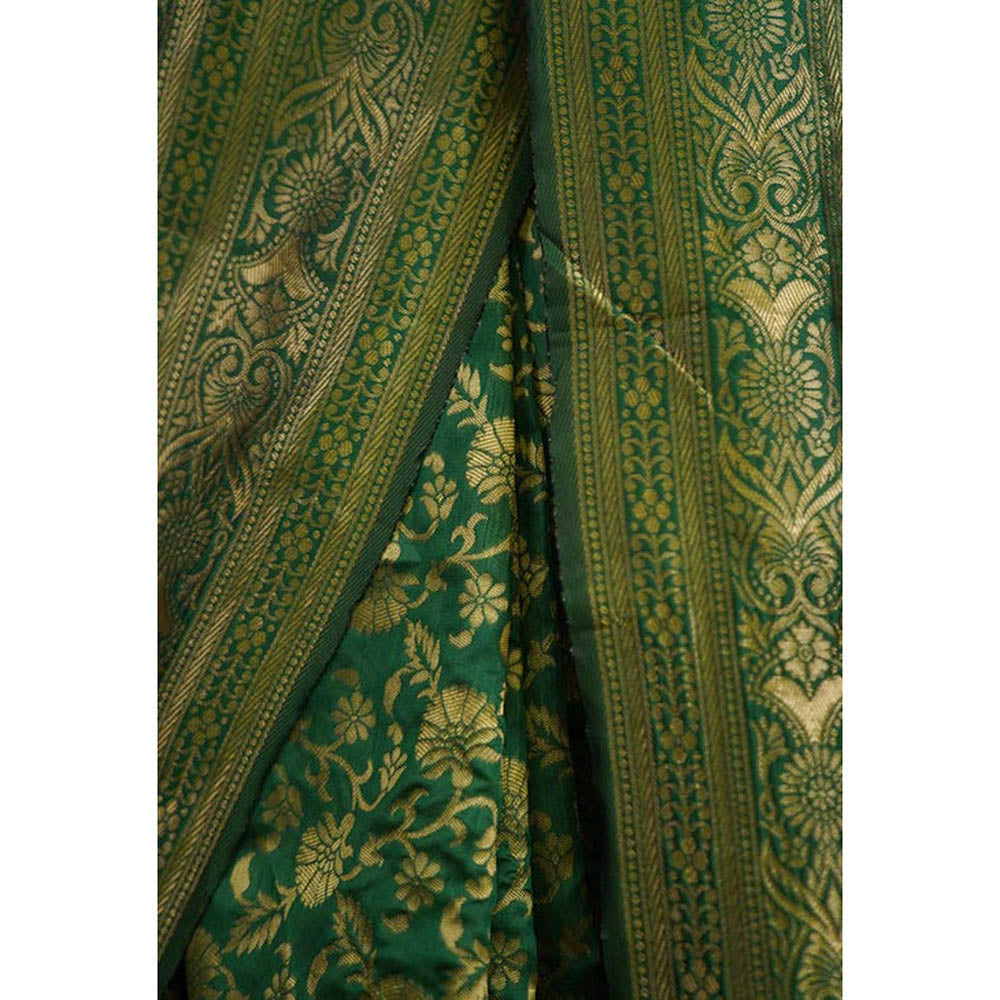 Isadora Life Womens Woven Zari Green Pre-Draped Saree With Unstitched Blouse