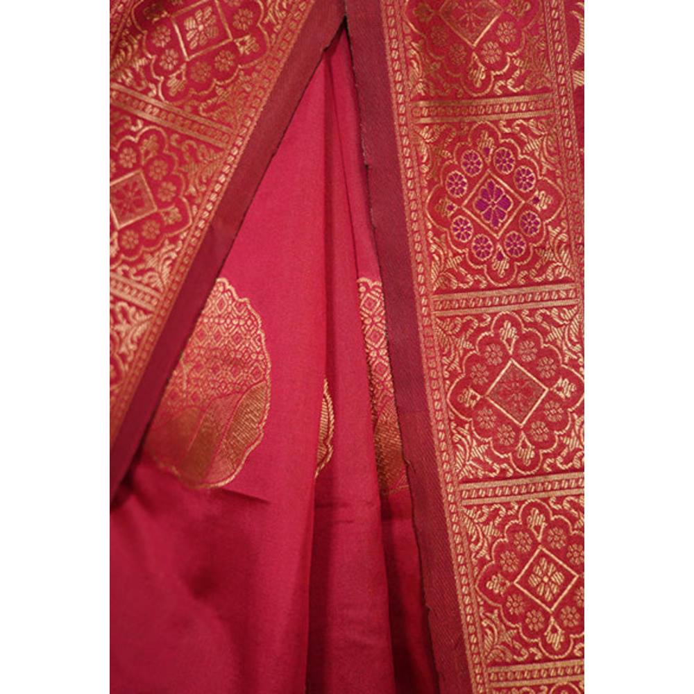 Isadora Life Womens Woven Zari Pink Pre-Draped Saree With Unstitched Blouse