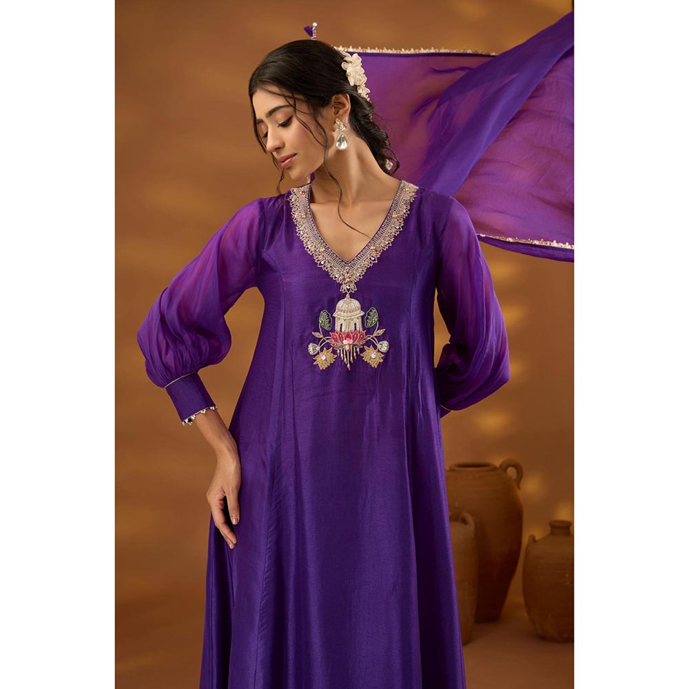 ISHA GUPTA TAYAL Purple Kamal Talai Kurta and Pant with Dupatta