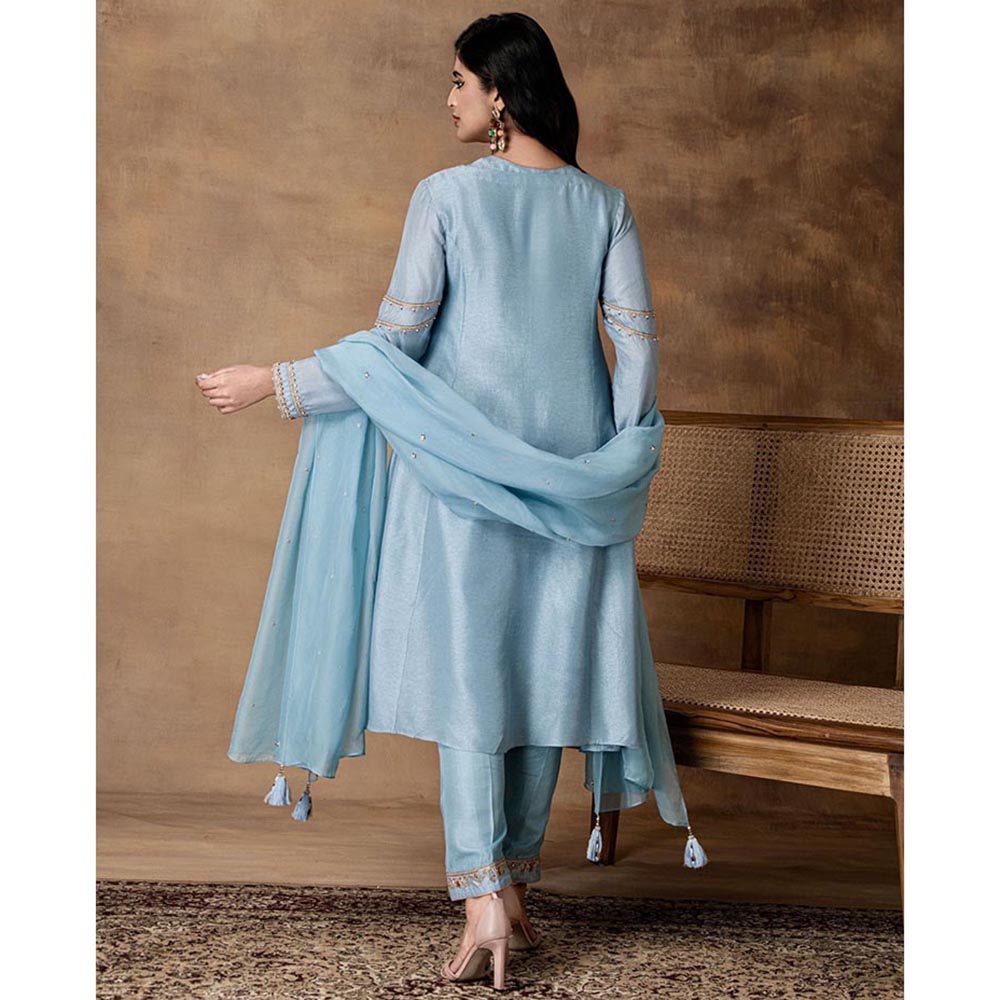 ISHA GUPTA TAYAL Blue Rumi Powder Blue Silk Embroidered Kurta Set