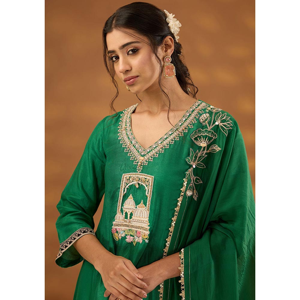 ISHA GUPTA TAYAL Green Raj Mahal Kurta and Pant with Dupatta