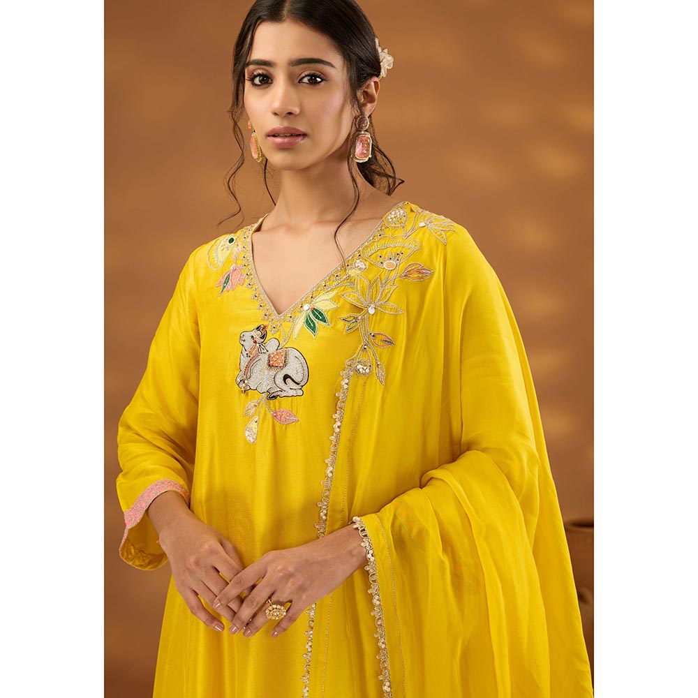 ISHA GUPTA TAYAL Yellow Nandi Kamal Kurta and Pant with Dupatta