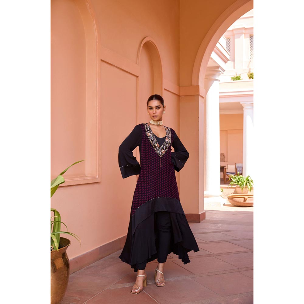ISHA GUPTA TAYAL Black Kavya Kurta and Pant