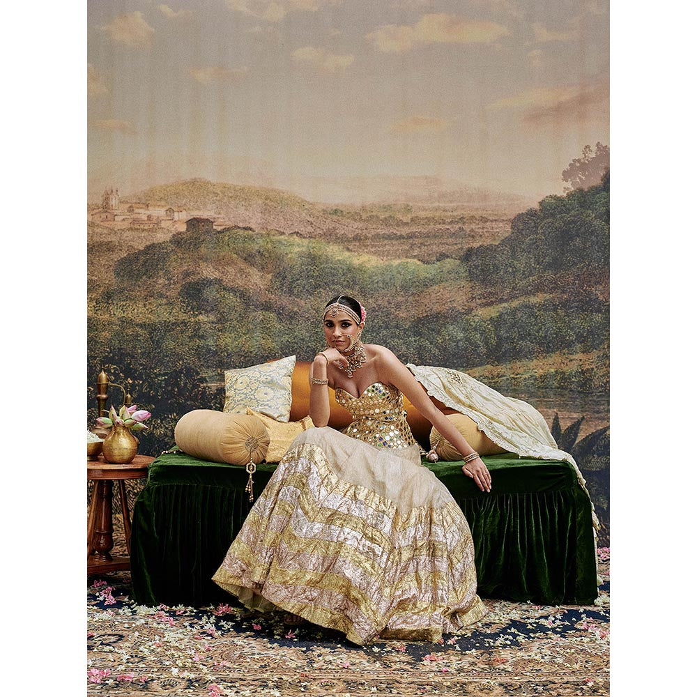 ITRH Ivory Nagma Lehenga with Blouse and Dupatta (Set of 3)