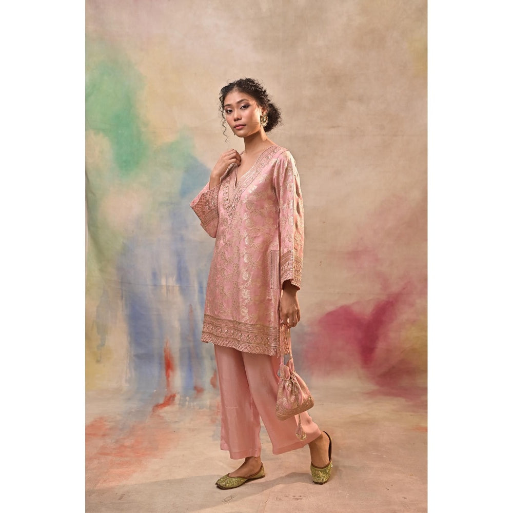 Jasashi Blush Pink Brocade Kurta with Pant and Potli Bag (Set of 3)