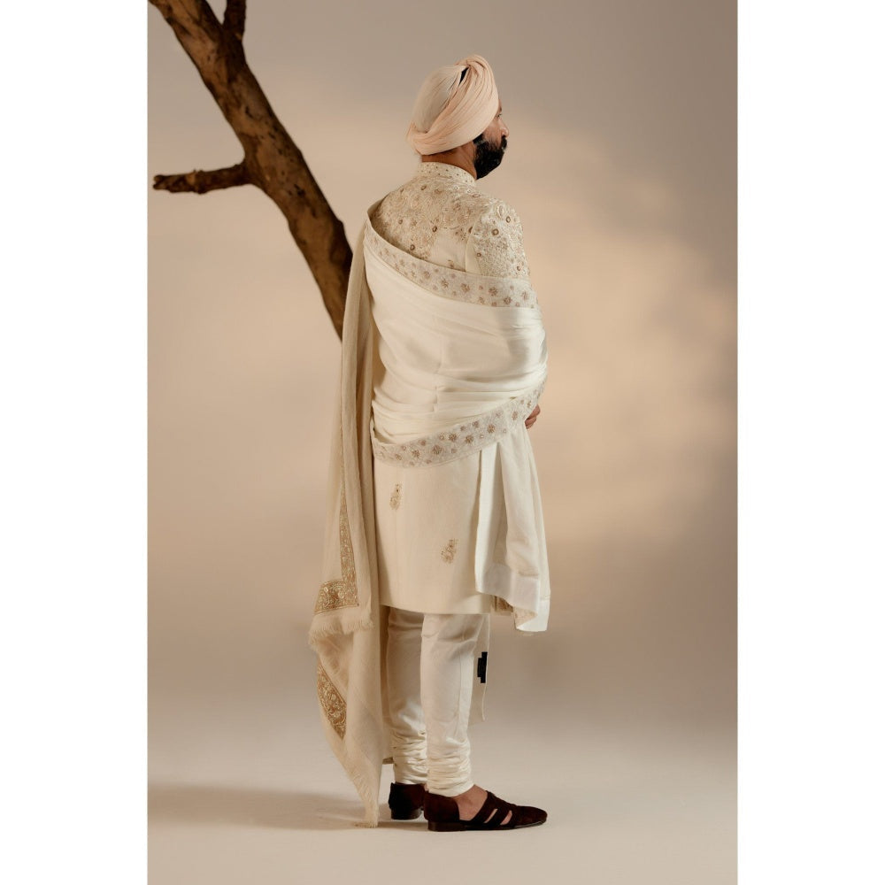 Jatin Malik Butter Cream Sherwani (Set of 4)