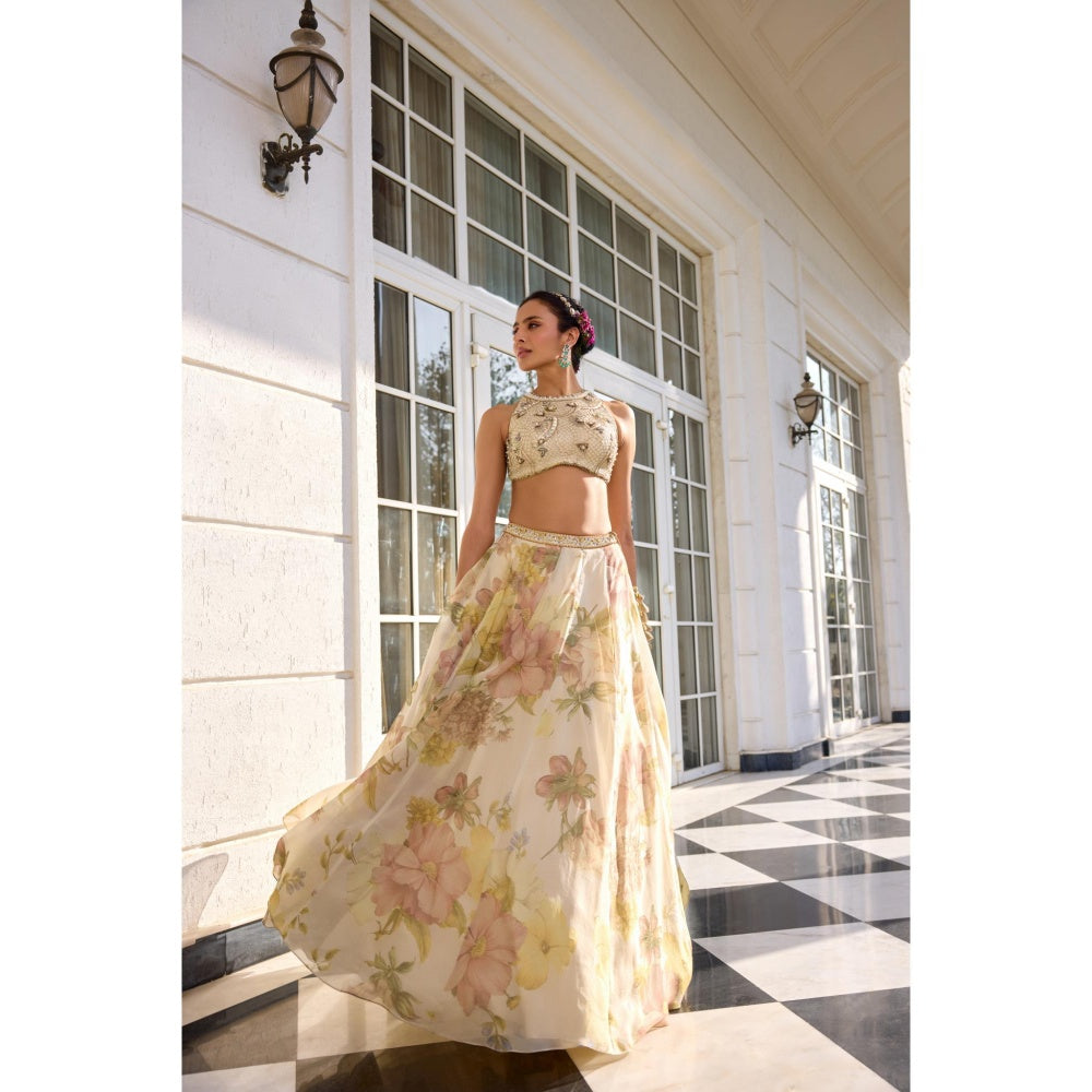 KALISTA White Lehenga with Blouse and Dupatta