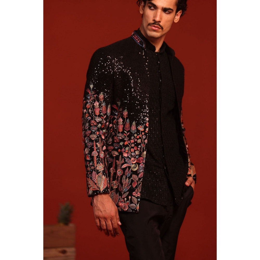KALPRAAG Zainab Black Kurta and Pant with Coat