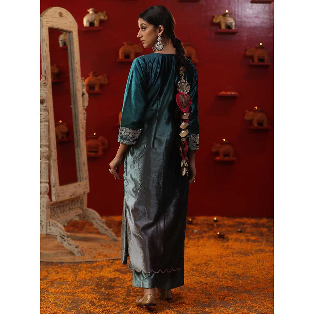 Arpita Sulakshana Firozi Ombre Velvet Kurta with Pant and Dupatta (Set of 3)
