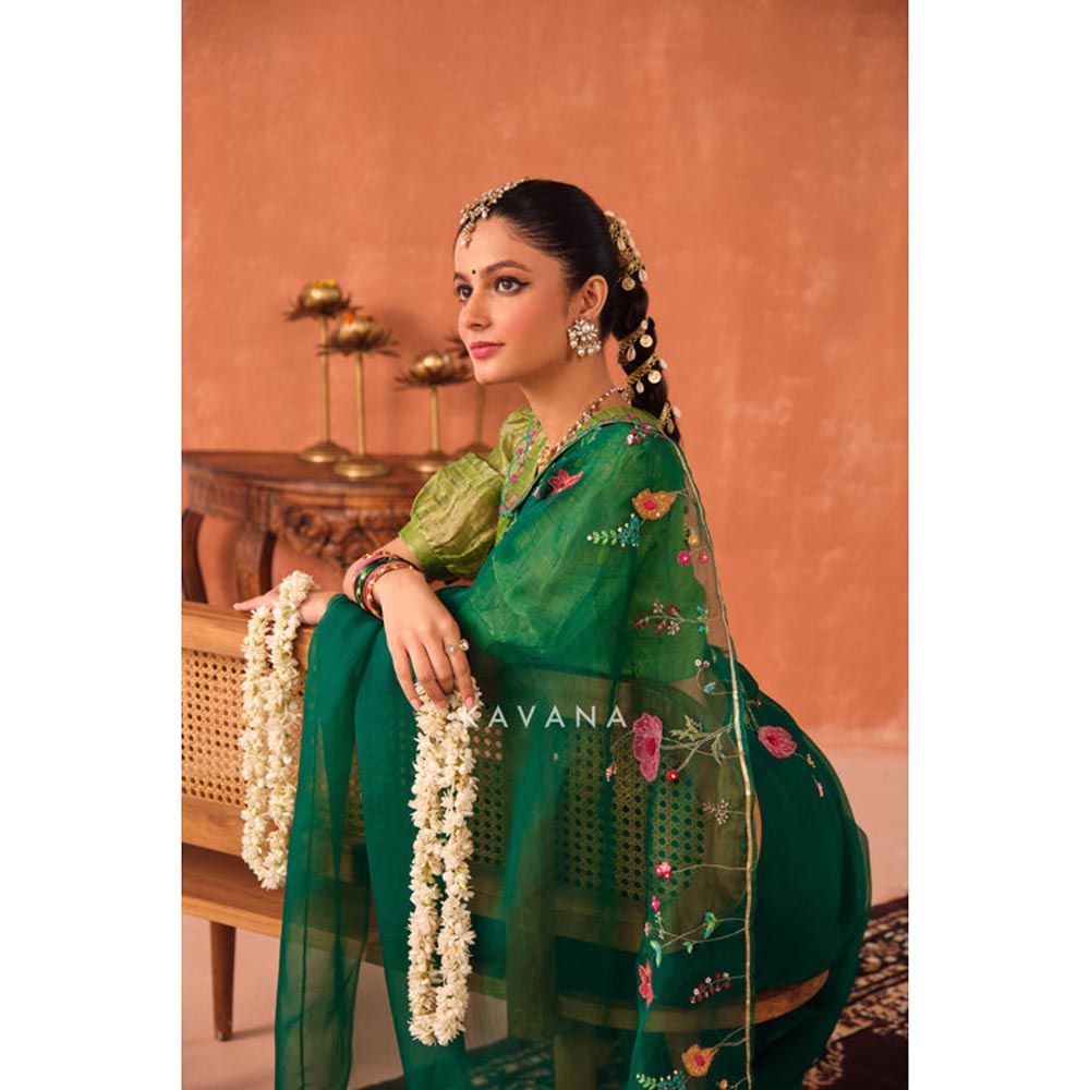KAVANA Women Embroidered Green Vrinda Silk Organza Saree