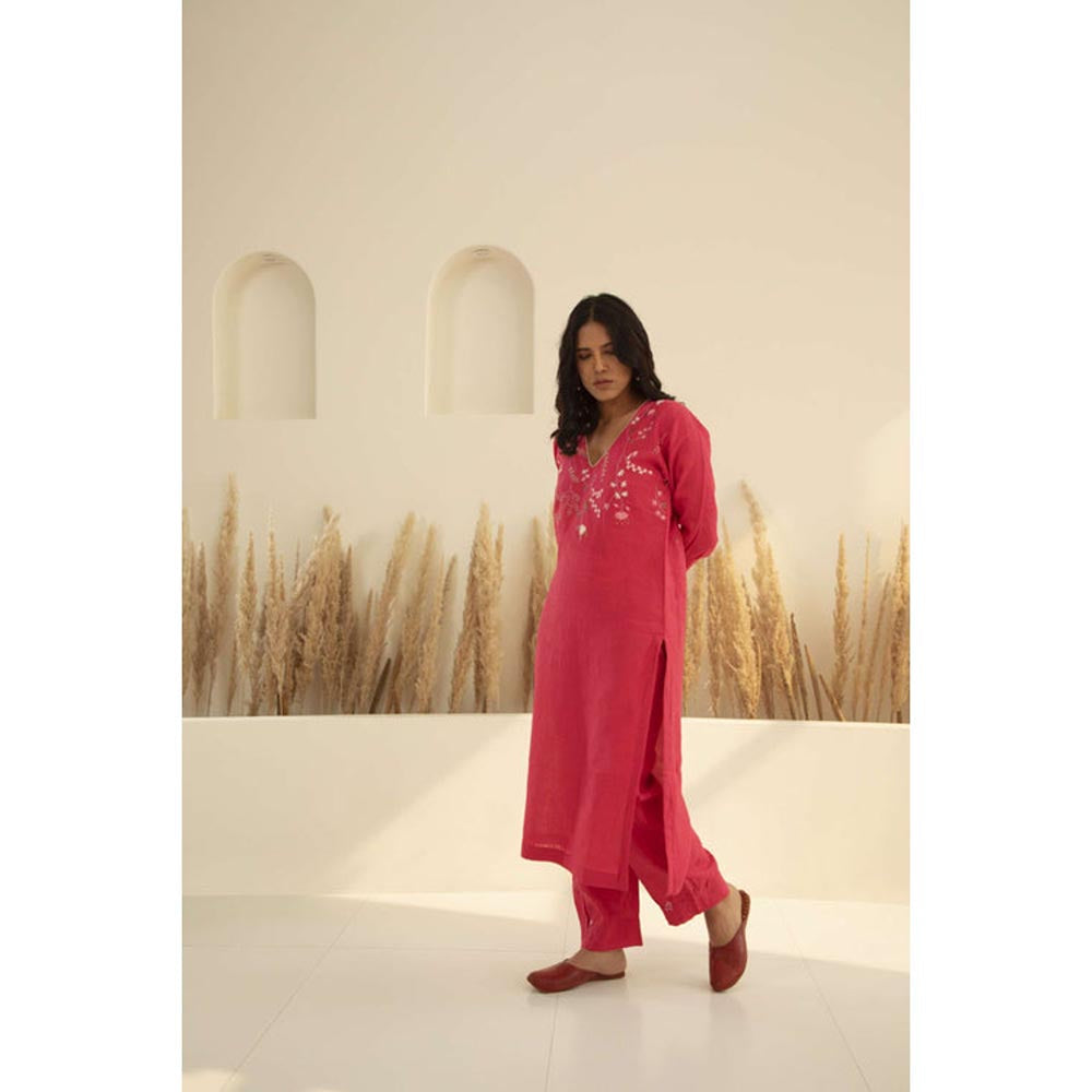 KAVANA Women Embroidered Pink Ruhi Linen Kurta and Pant