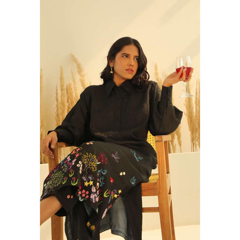 KAVANA Women Embroidered Black Shiuli Kurta and Pant