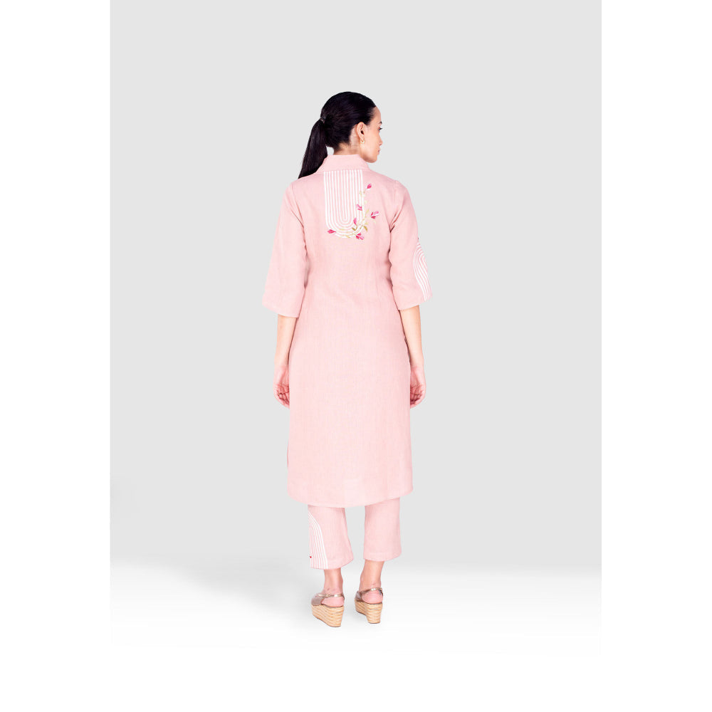 Kaveri Pink Arch Maze Kurta with Pant and Dupatta (Set of 3)