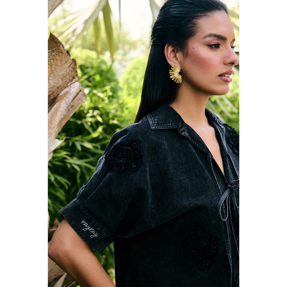 Kay Kay BY KKHUSHI SAHAII Black Ciri Tie-Ups Details Shirt And Pant