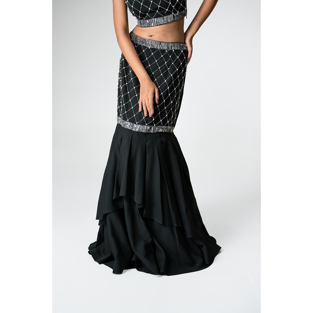 KHUMAAR SHUCHI BHUTANI The Black Orbit Co-Ord Set