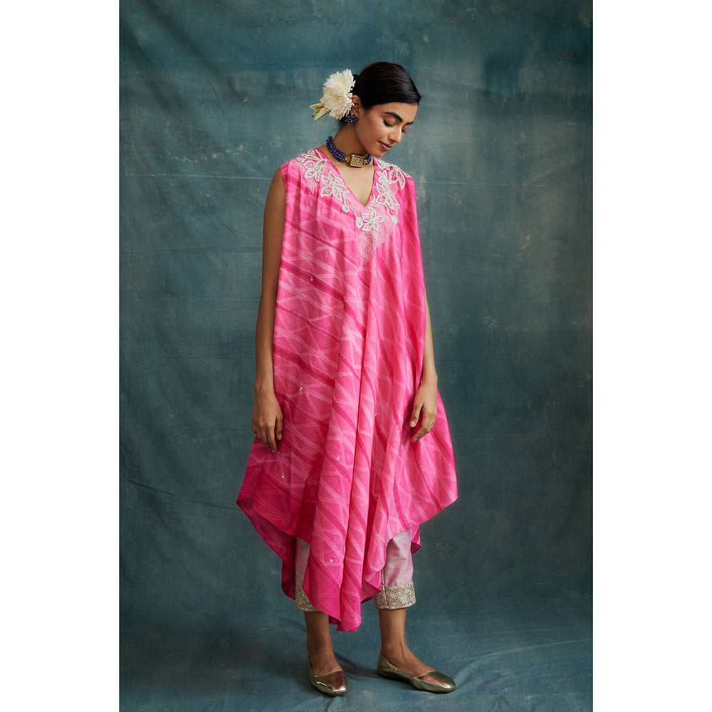 Krishna Mehta Fuchsia Pink Embroidered V Neck Kurta and Pant (Set of 2)
