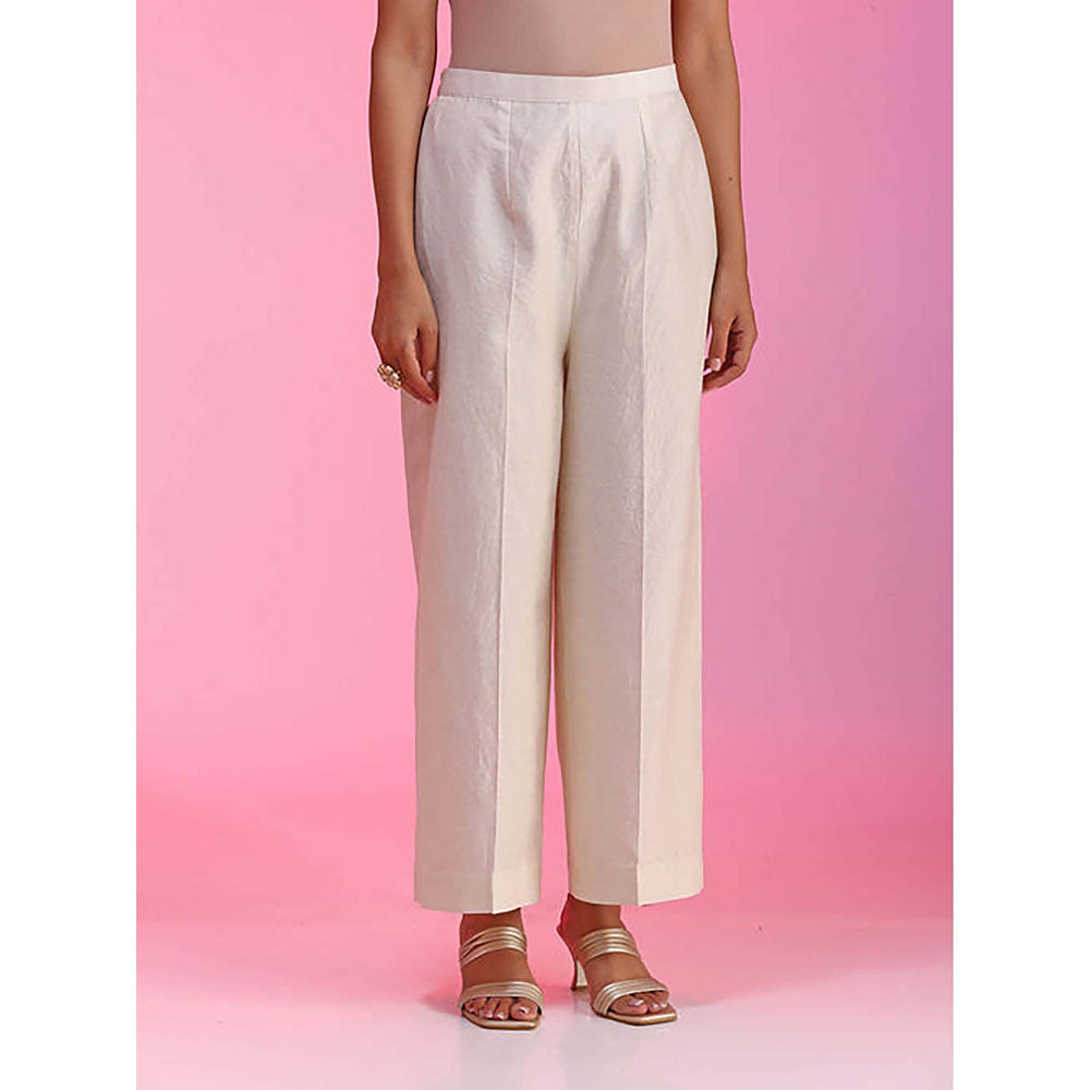 Kudi Pataka Designs Begam/Iv Kurta with Pant and Dupatta