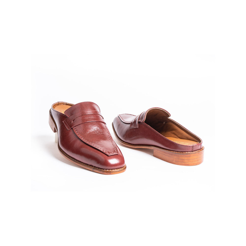 Kavith Sainaani Red Square Toe Mules