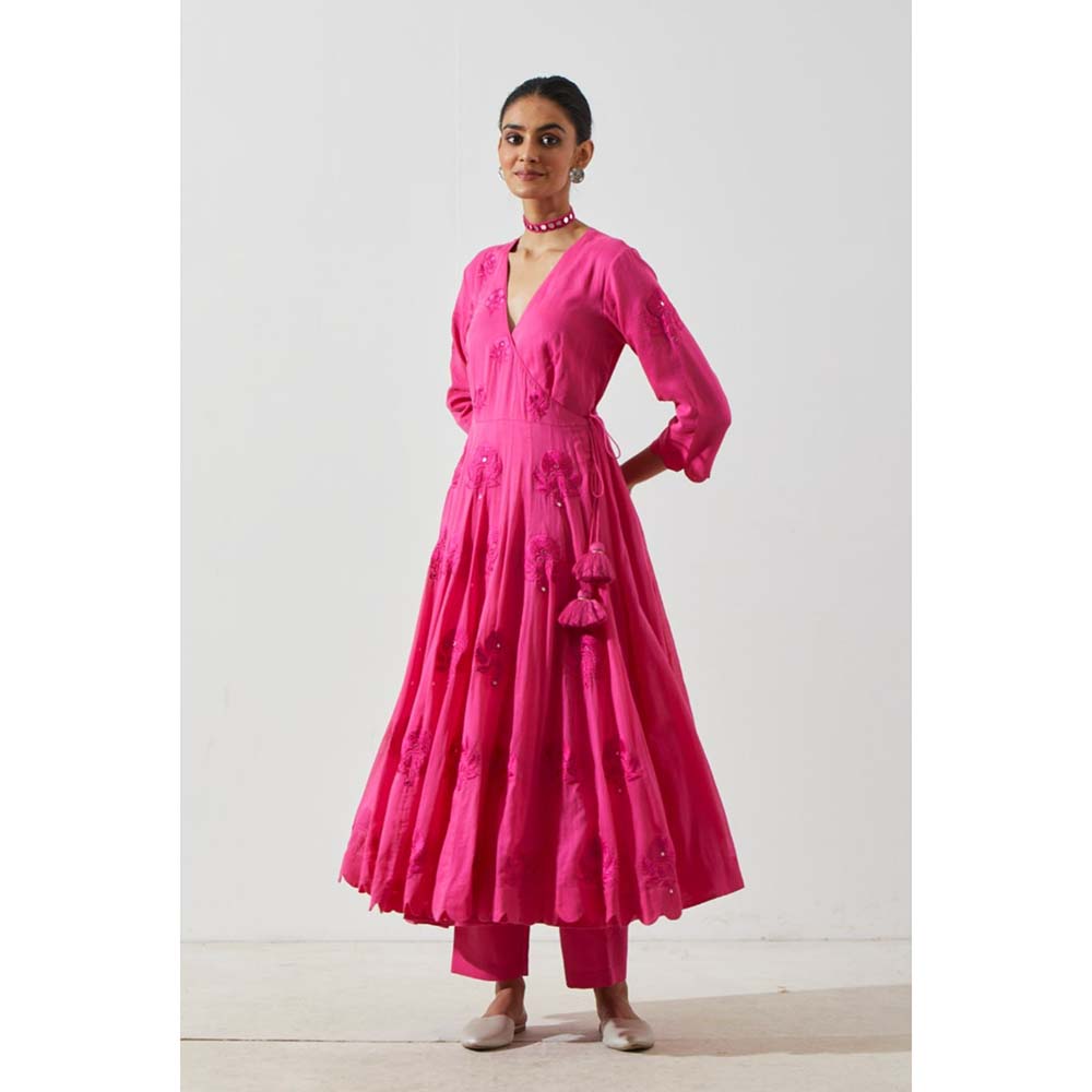 Label Earthen Women Pink Floral Angarkha Kurta with Pant (Set of 2)