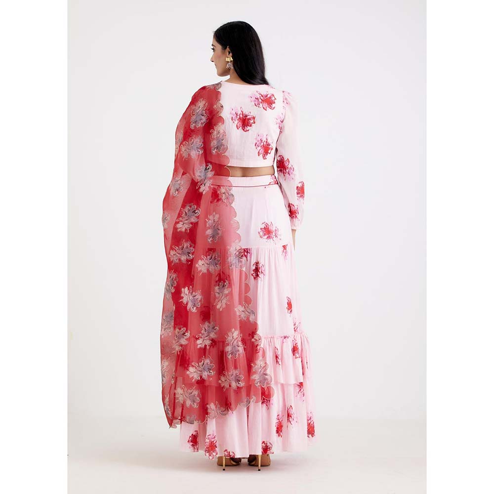 Label Earthen Women Pink Floral Lehenga with Choli & Dupatta (Set of 3)