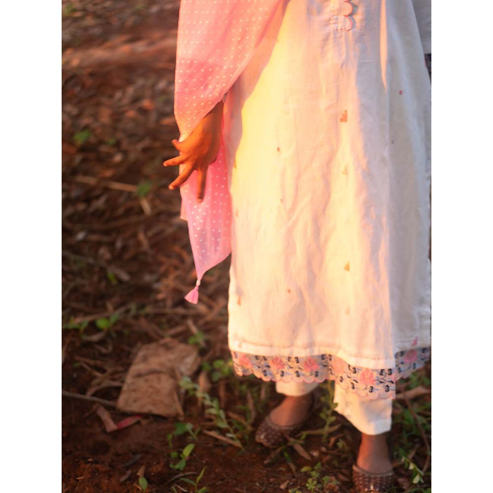 Label Earthen Ivory Hand Embroidery Detailing Kurta and Trouser (Set of 2)