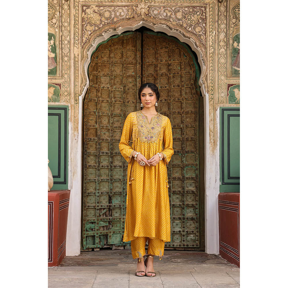 Label Niti Bothra Yellow Riwayat Printed Embroidered Kurta with Pant and Dupatta (Set of 3)