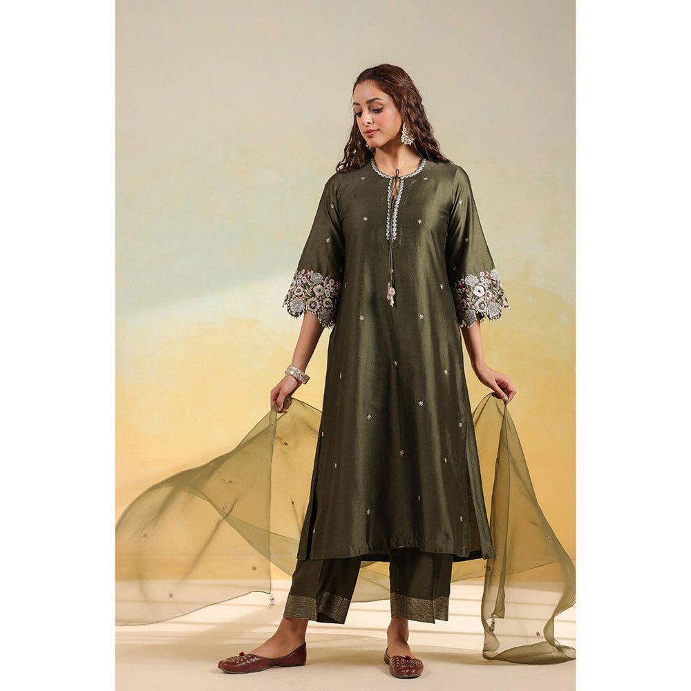Label Niti Bothra Olive Green Rose Cut Scallop Kurta With Palazzo And Dupatta
