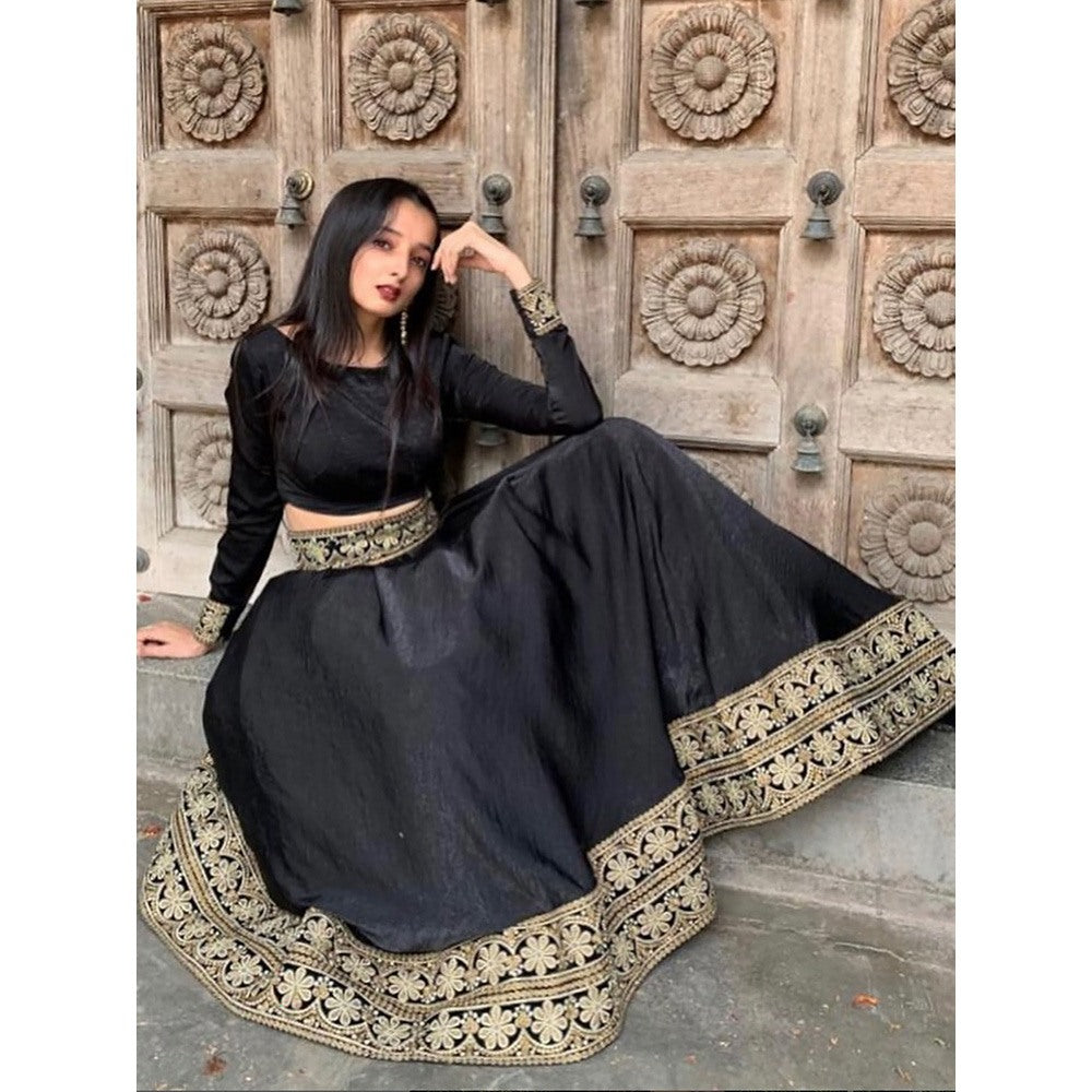 LABEL KIARSH Black Lehenga with Choli (Set of 2)