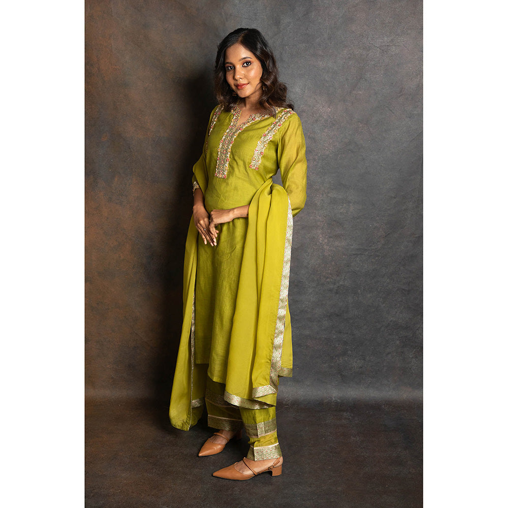 LABEL KIARSH Shamrock Green Banarasi Embellished Kurta with Pant and Dupatta (Set of 3)