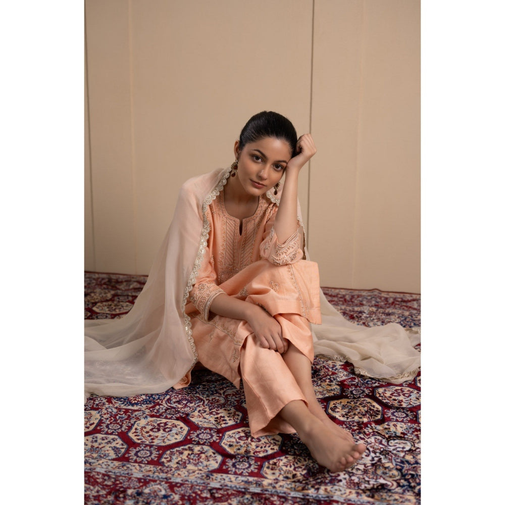 LABEL TANYA CHOPRA Peach and Cream Kurta with Trouser and Dupatta (Set of 3)