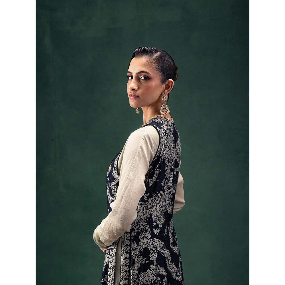 LABEL NAARITI Tehzeeb Multi-Color Gown with Jacket (Set of 2)