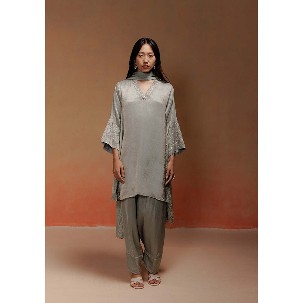 LABEL NAARITI Zaya Embroidered Grey Kurta with Salwar and Dupatta