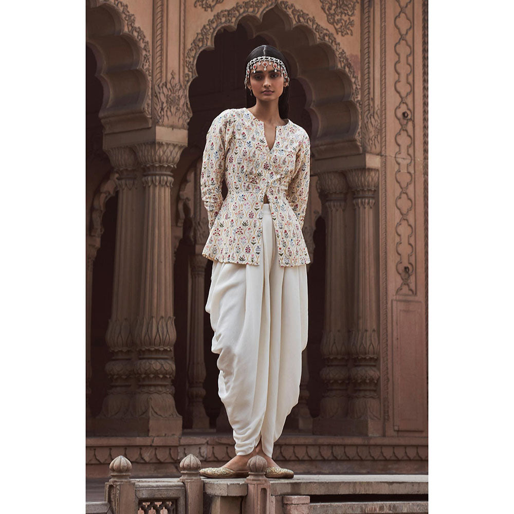 LABEL NAARITI Mirza Ivory Dhoti