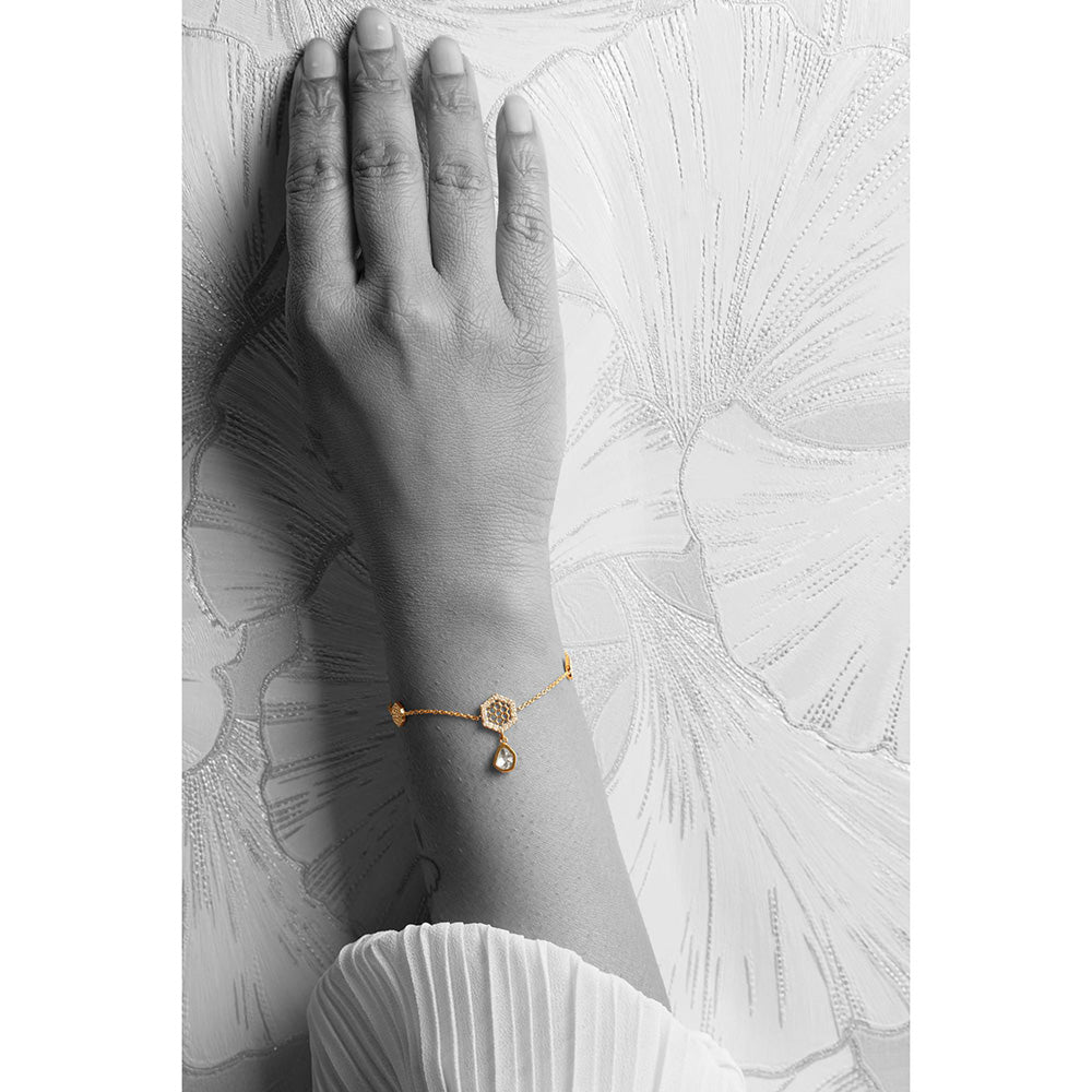 La marque-M White Queen Bee Polki Diamond Bracelet