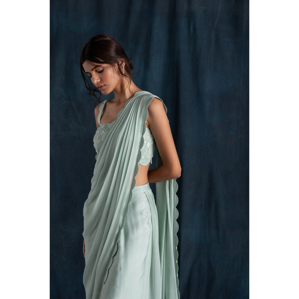 Lavanya Ahuja Scallop Detail Pre-Draped Saree & Petticoat with Stitched Blouse (Set of 3)