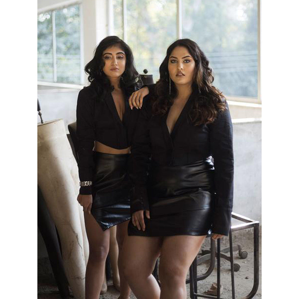 Lea Clothing Eve Black Tailored Blazer Top