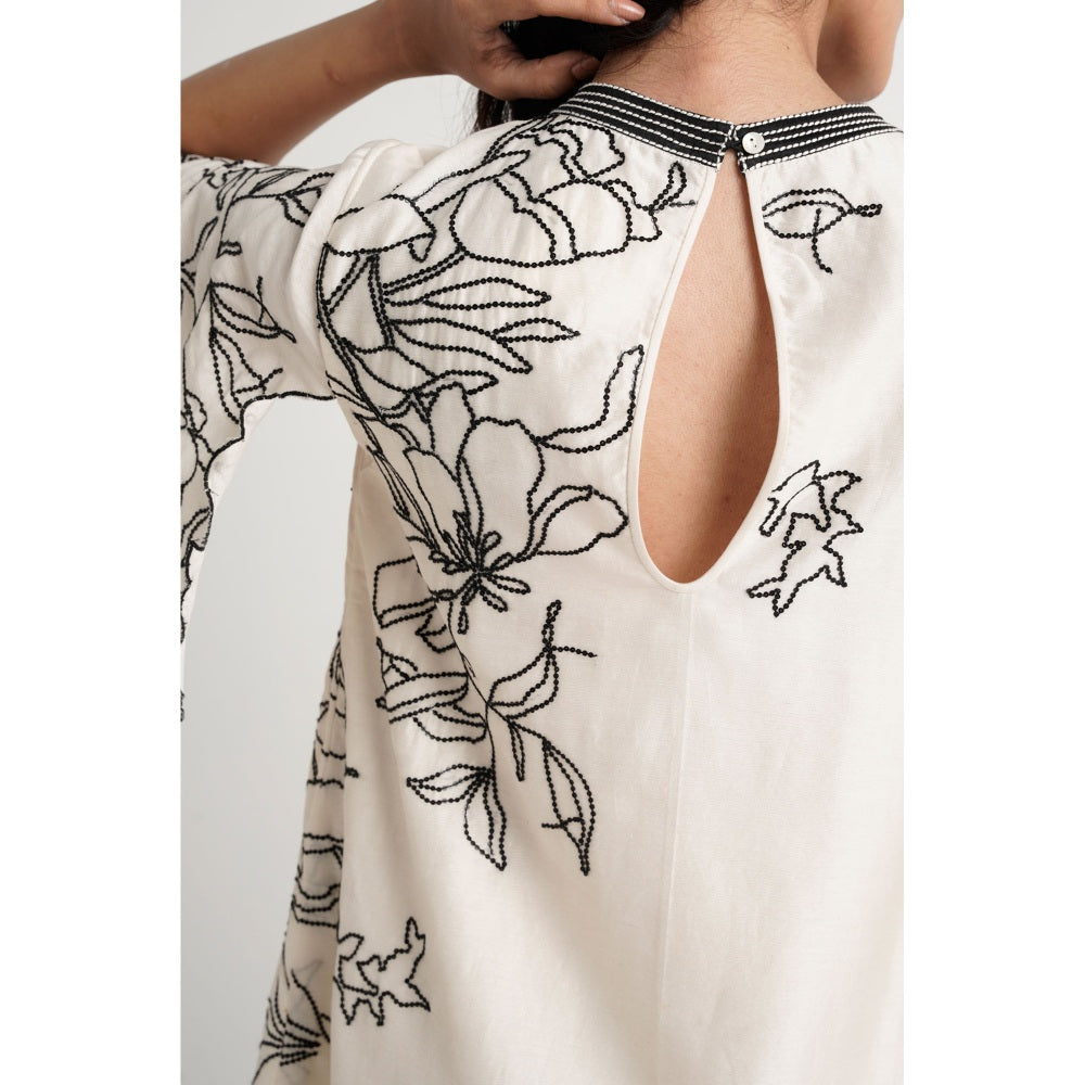 MADDER MUCH Leo Knee Length Dress - White