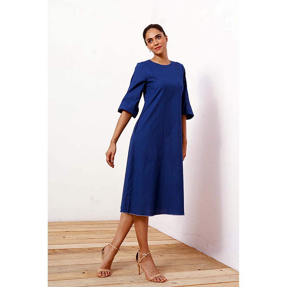 MADDER MUCH Blue Cotton Round Neck Solid/Plain Midi Dress